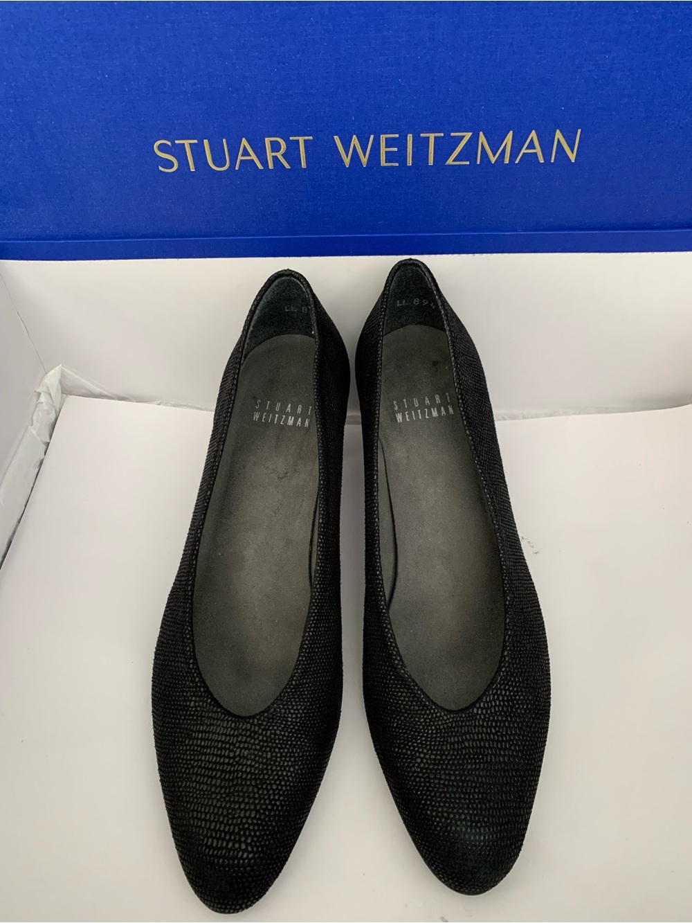 Stuart Weitzman Classic Pumps Black Goose Bump Nappa Leather Heels women’s 6